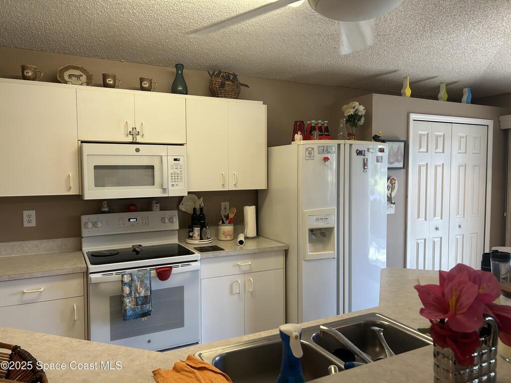 1360 10th Manor, Vero Beach, FL 32960