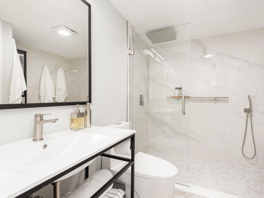 200 S Banana River Boulevard, Cocoa Beach, FL 32931