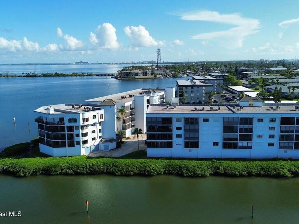 3609 S Banana River Boulevard, Cocoa Beach, FL 32931