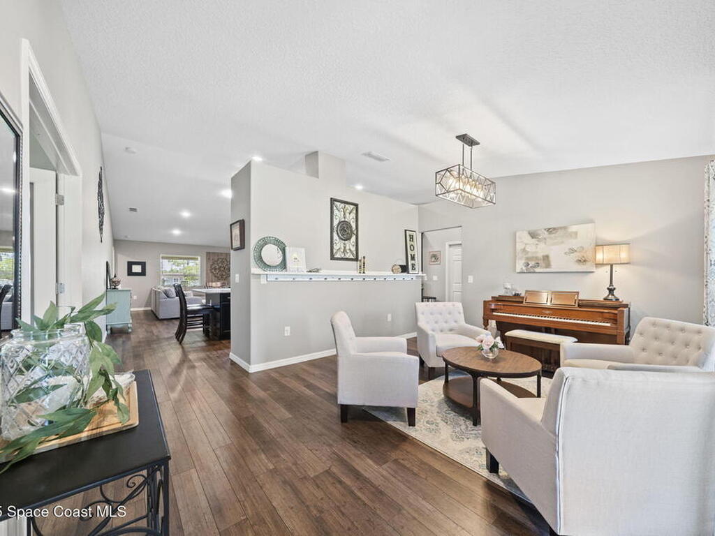 7130 Hacienda Drive, Grant, FL 32949