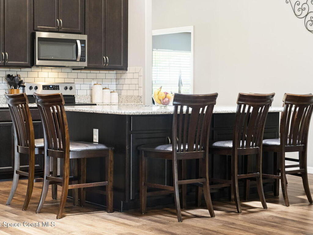 7130 Hacienda Drive, Grant, FL 32949