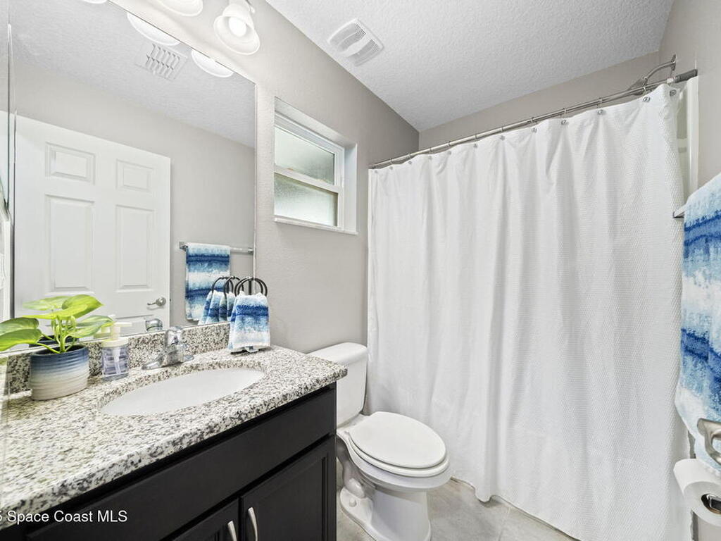 7130 Hacienda Drive, Grant, FL 32949