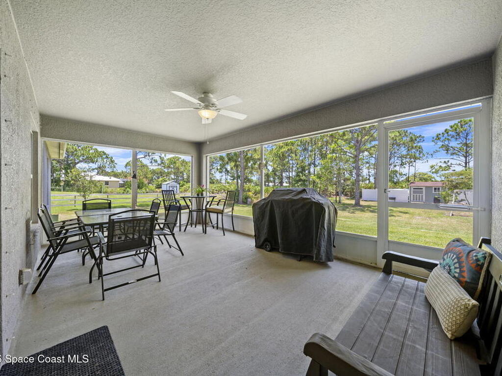 7130 Hacienda Drive, Grant, FL 32949