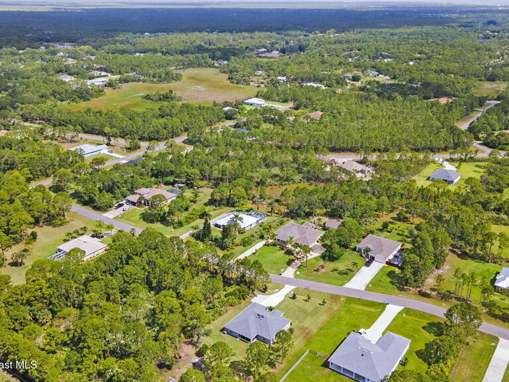 7130 Hacienda Drive, Grant, FL 32949