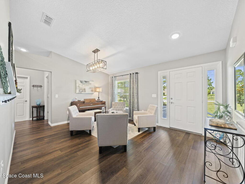 7130 Hacienda Drive, Grant, FL 32949