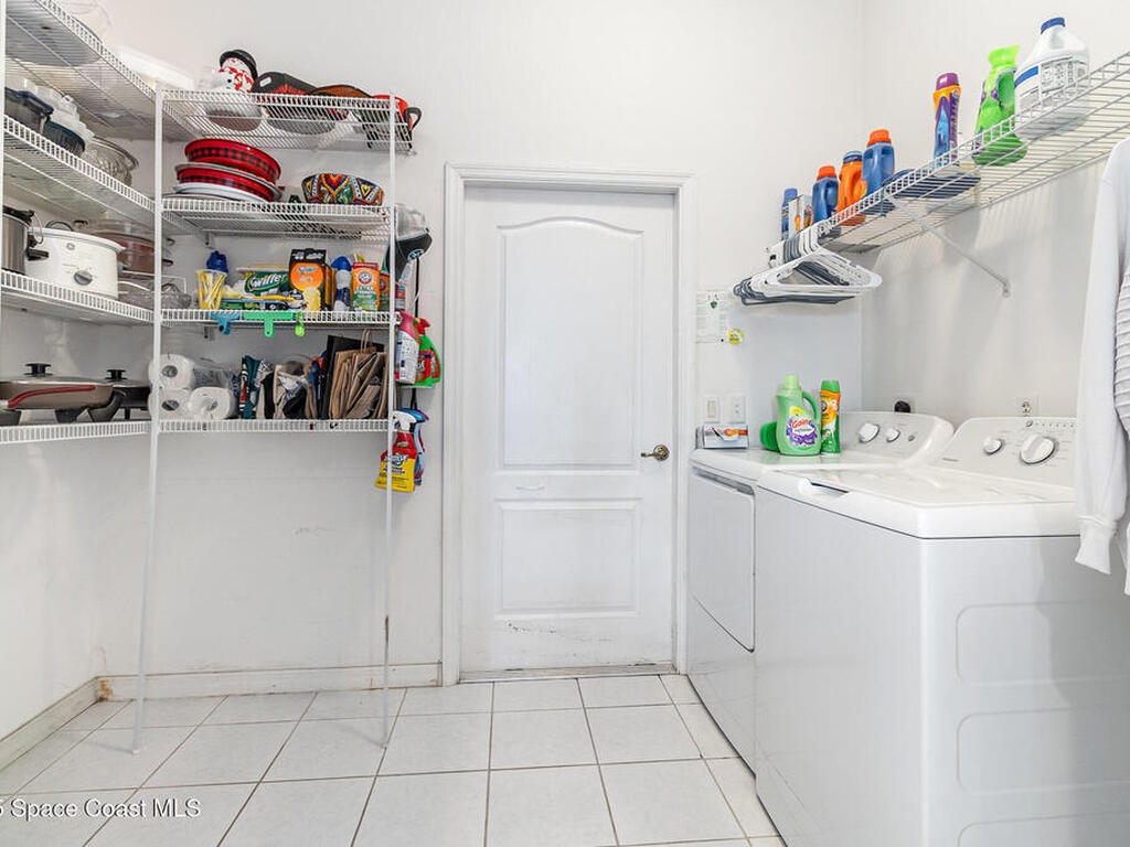 2343 Woodfield Circle, Melbourne, FL 32904