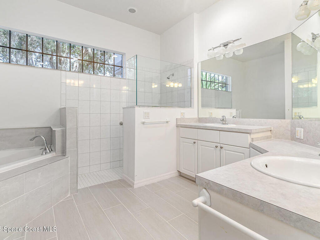 2343 Woodfield Circle, Melbourne, FL 32904