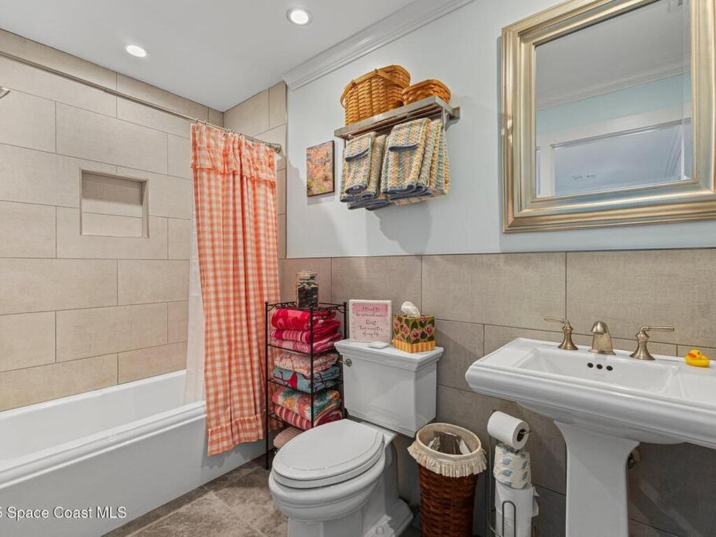 2225 Genesea Lane, Vero Beach, FL 32963