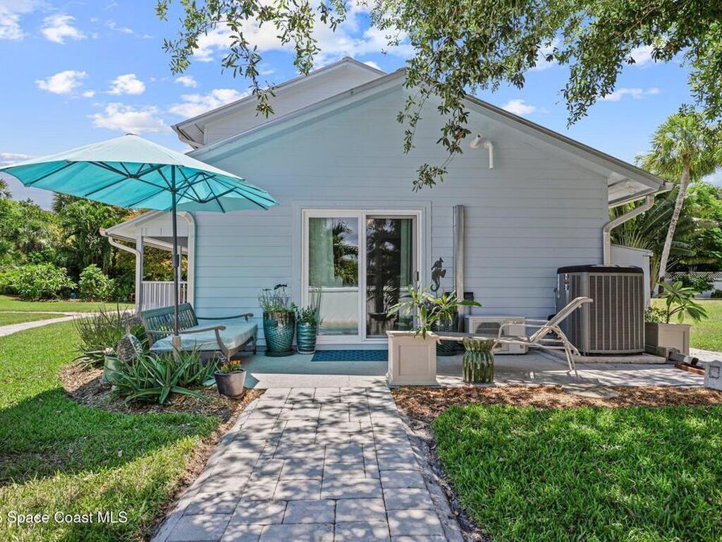 2225 Genesea Lane, Vero Beach, FL 32963