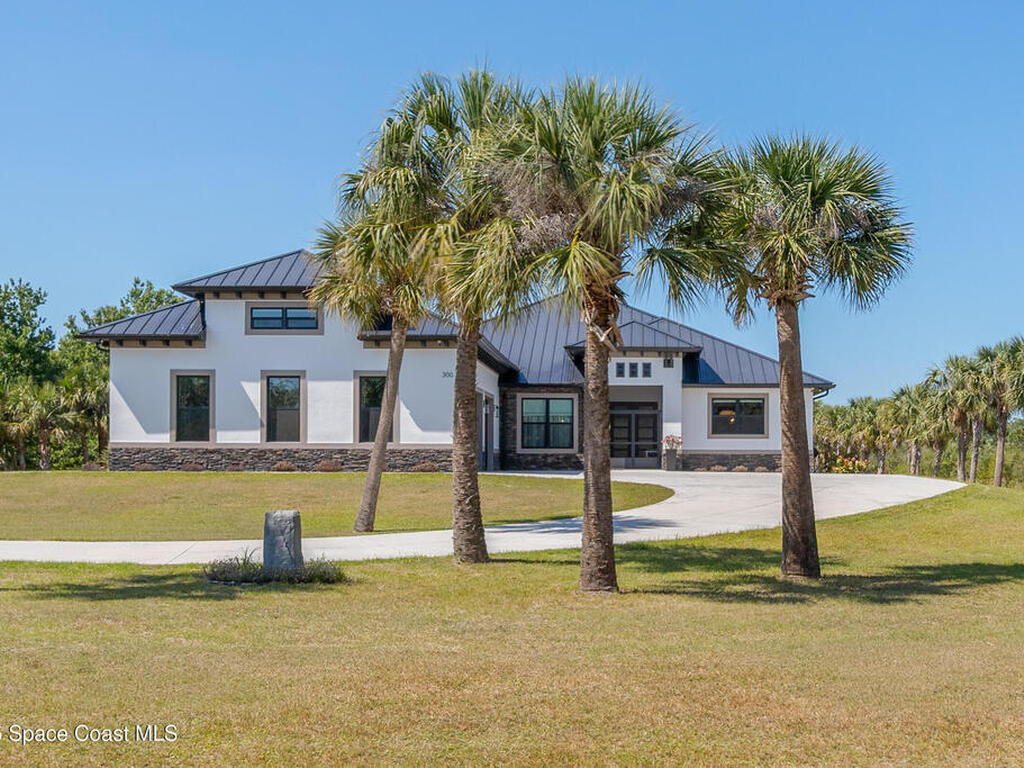 300 Pinto Lane, Palm Bay, FL 32909
