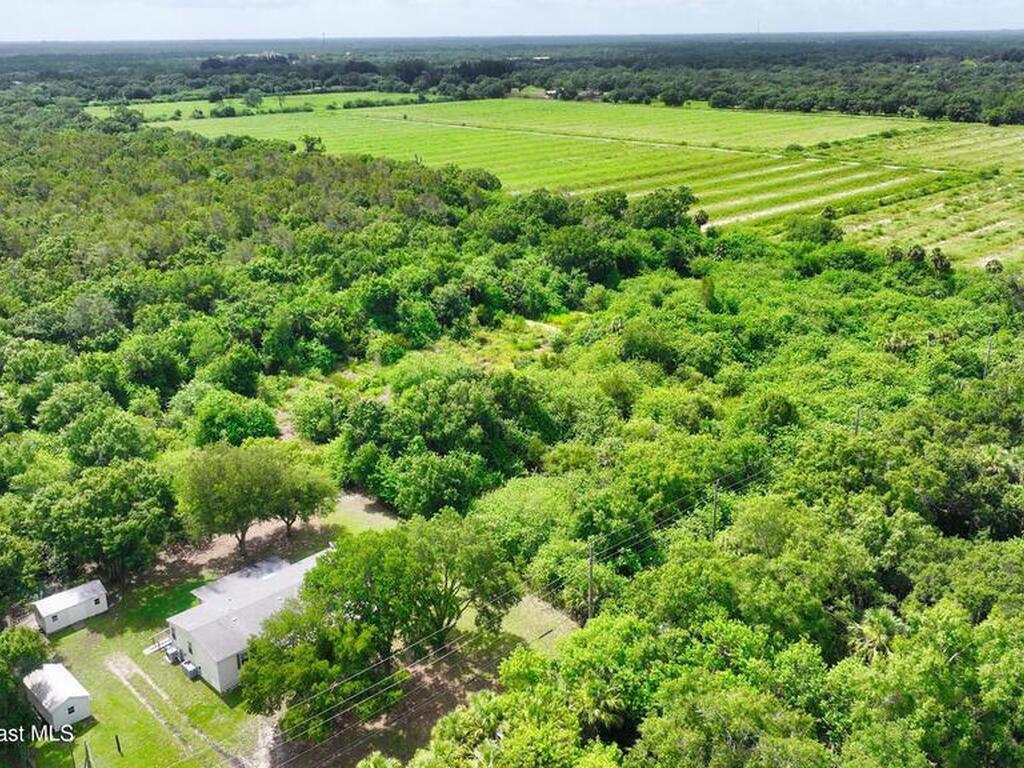 13380 101st Street, Fellsmere, FL 32948