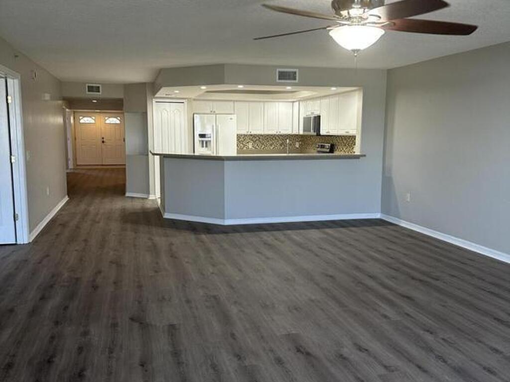 3360 S Atlantic Avenue, Cocoa Beach, FL 32931