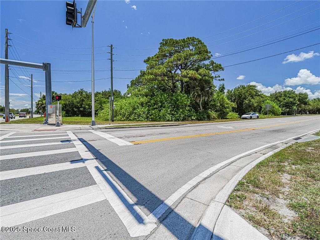 2551 St Lucie Boulevard, Fort Pierce, FL 34951