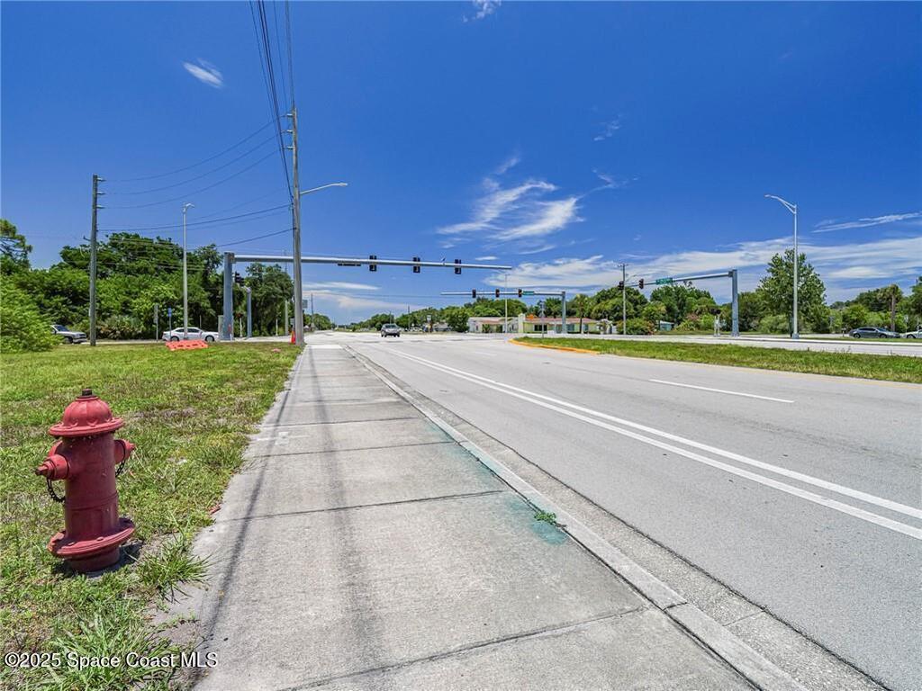 2551 St Lucie Boulevard, Fort Pierce, FL 34951