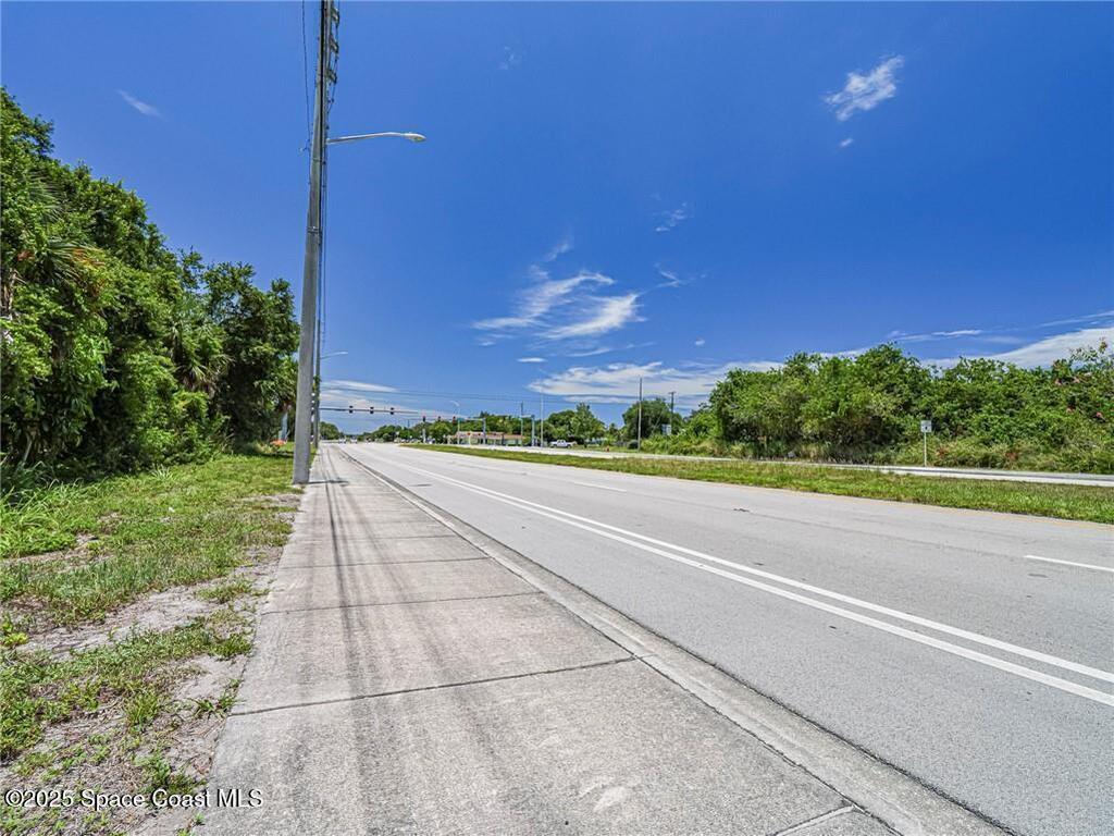 2551 St Lucie Boulevard, Fort Pierce, FL 34951