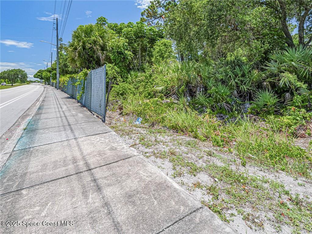 2551 St Lucie Boulevard, Fort Pierce, FL 34951