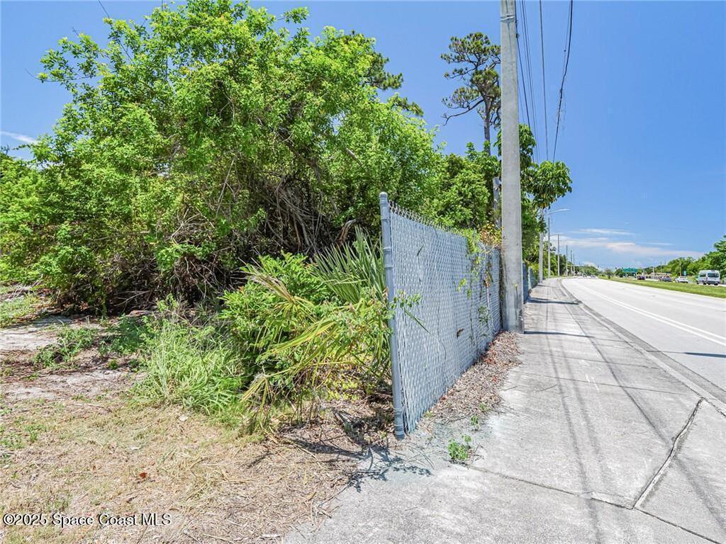 2551 St Lucie Boulevard, Fort Pierce, FL 34951