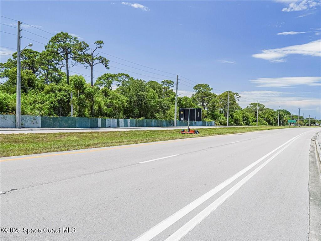 2551 St Lucie Boulevard, Fort Pierce, FL 34951