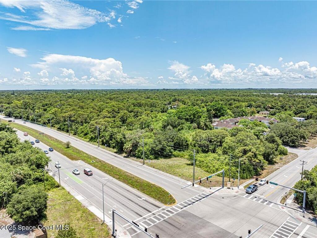 2551 St Lucie Boulevard, Fort Pierce, FL 34951