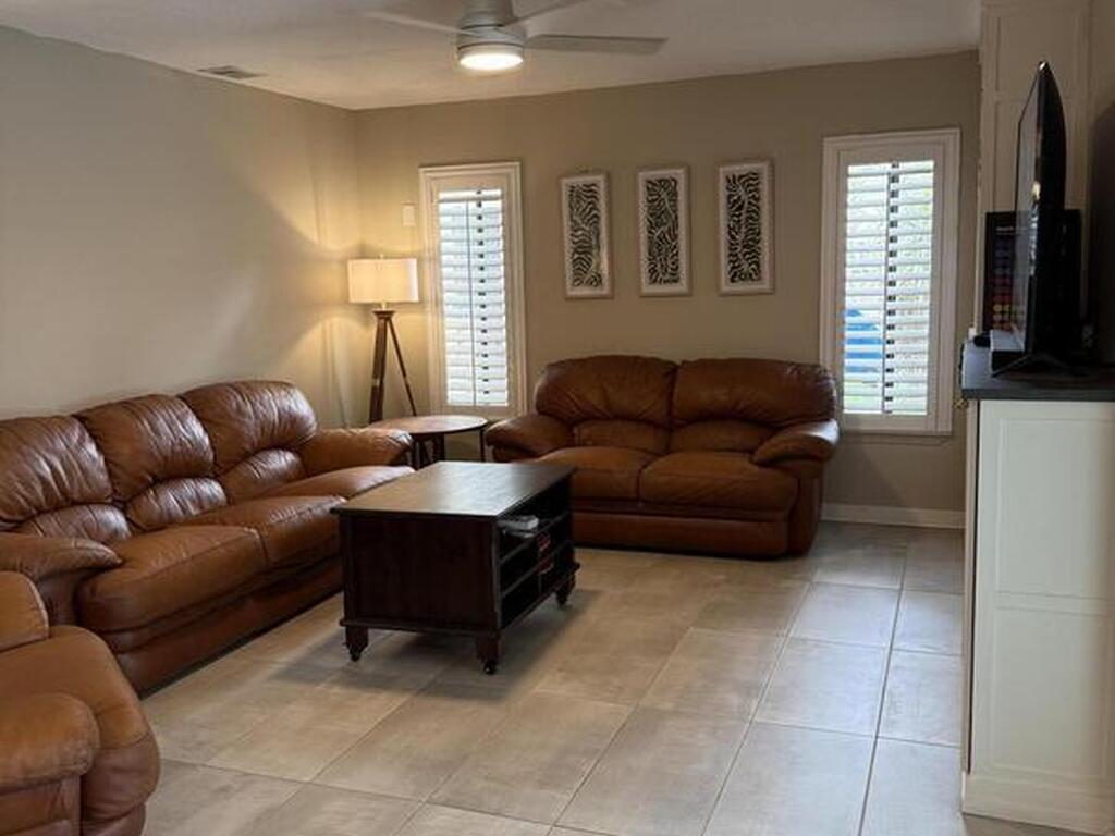 7855 Olive Grove Avenue, West Melbourne, FL 32904