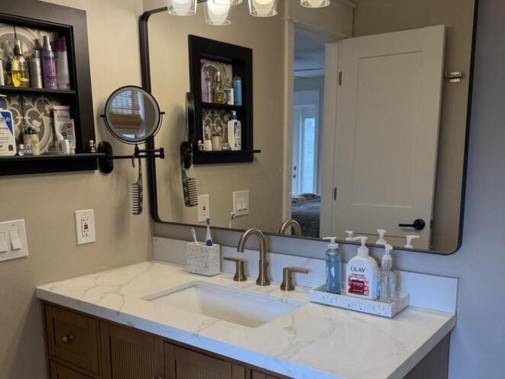 7855 Olive Grove Avenue, West Melbourne, FL 32904