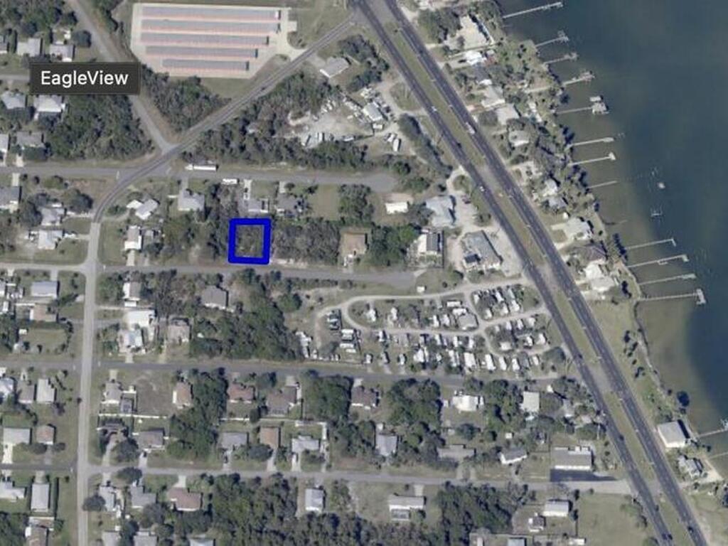 3928 13th Street, Micco, FL 32976
