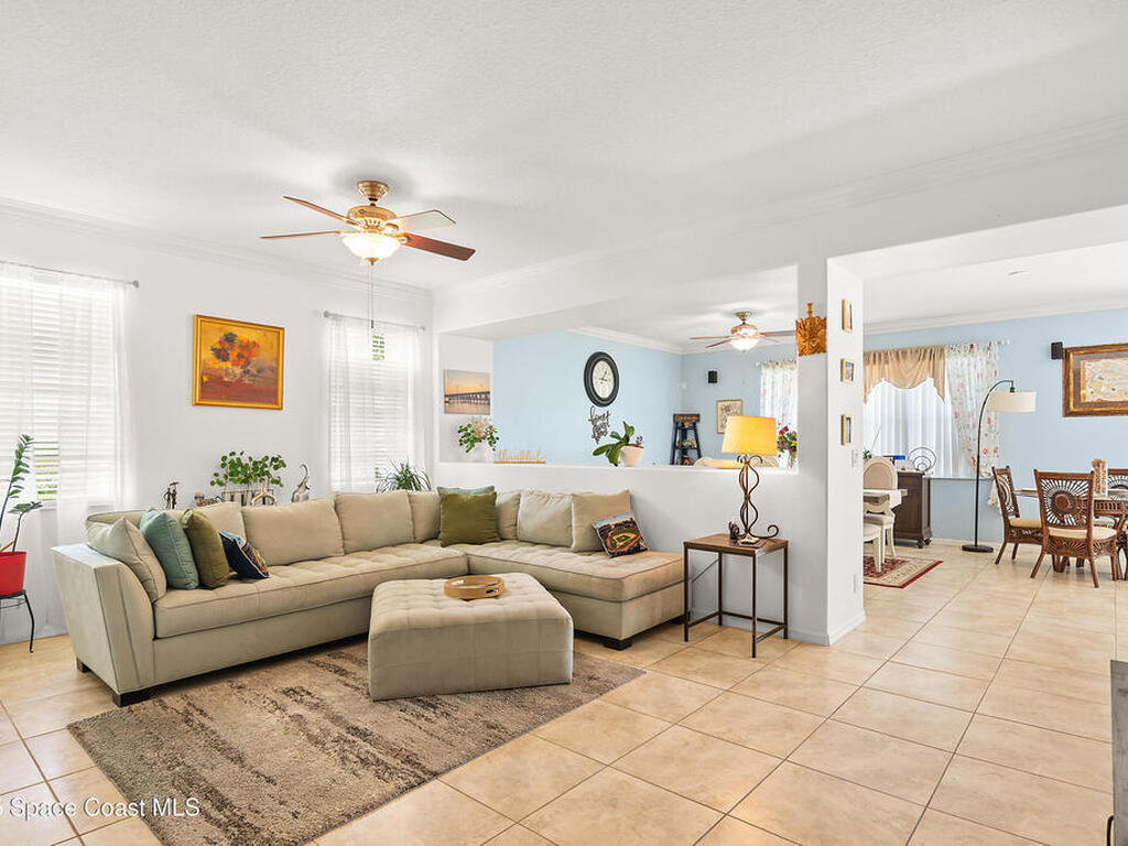 758 Carriage Lake Way, Vero Beach, FL 32968