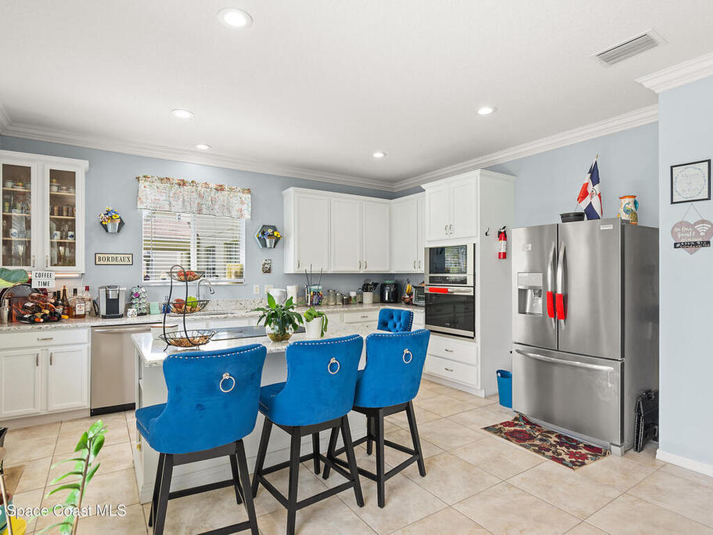 758 Carriage Lake Way, Vero Beach, FL 32968