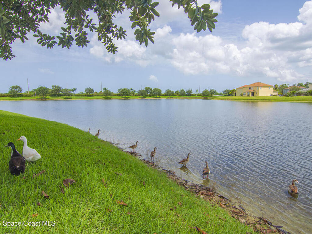 758 Carriage Lake Way, Vero Beach, FL 32968