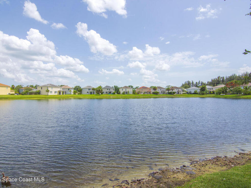 758 Carriage Lake Way, Vero Beach, FL 32968