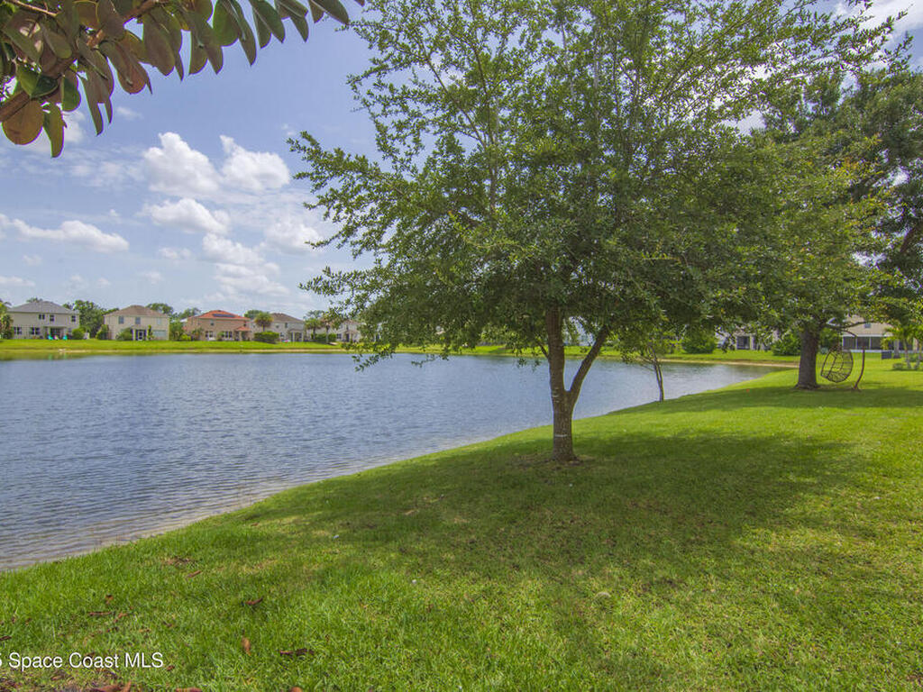 758 Carriage Lake Way, Vero Beach, FL 32968