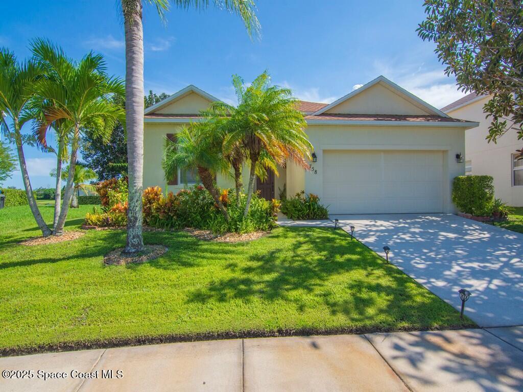 758 Carriage Lake Way, Vero Beach, FL 32968