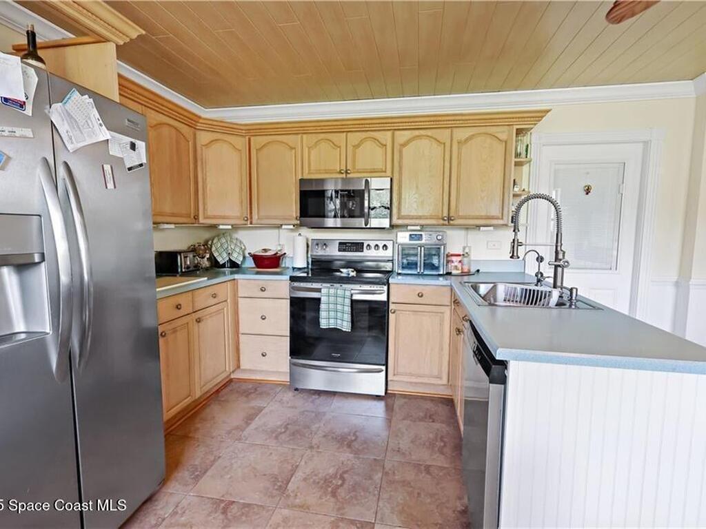 12350 83rd Street, Fellsmere, FL 32948