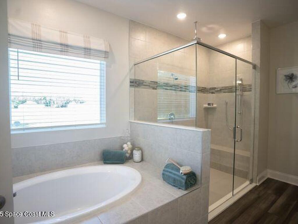 949 Altair Way, Grant-Valkaria, FL 32950