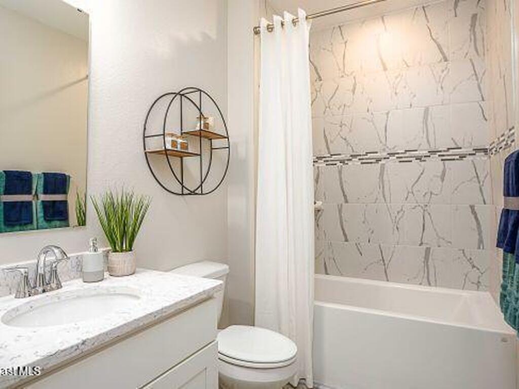 949 Altair Way, Grant-Valkaria, FL 32950