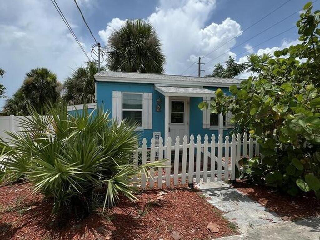 2179 Pineapple Avenue, Melbourne, FL 32935