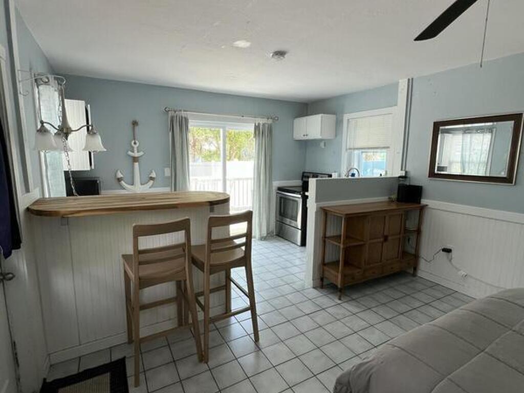 2179 Pineapple Avenue, Melbourne, FL 32935