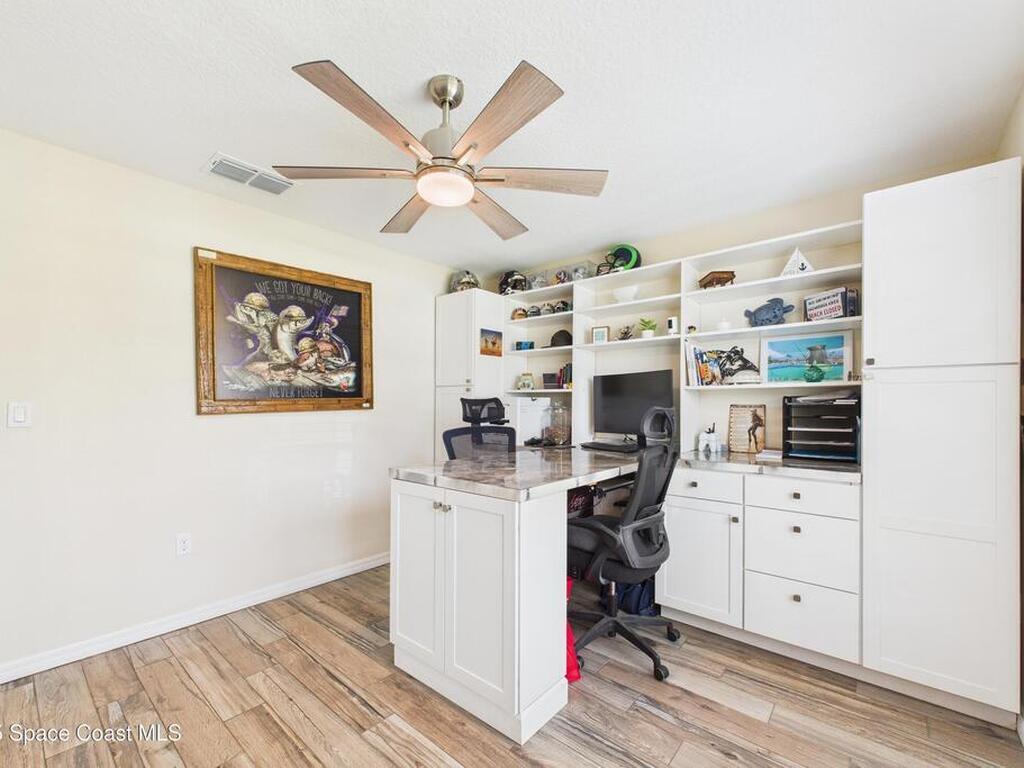 8325 105th Court, Vero Beach, FL 32967