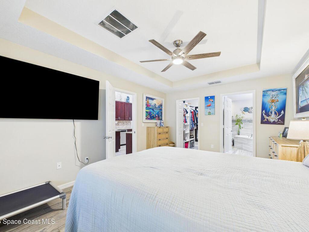 8325 105th Court, Vero Beach, FL 32967