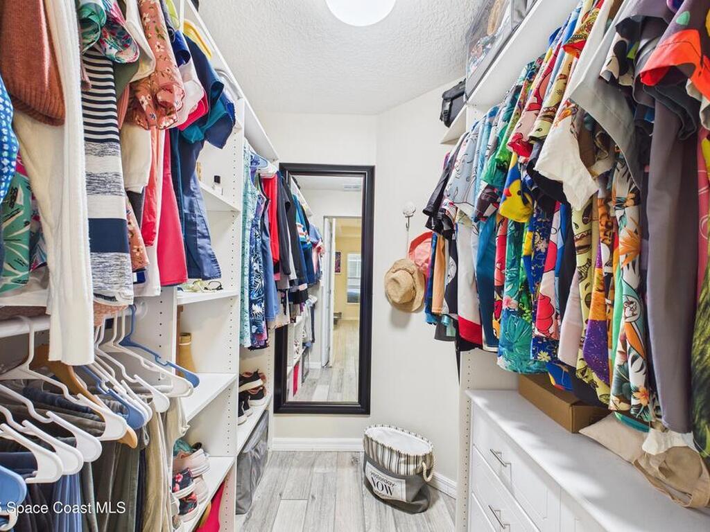 8325 105th Court, Vero Beach, FL 32967