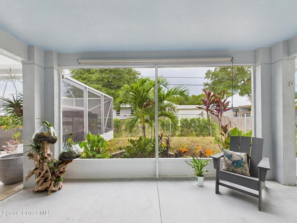 8325 105th Court, Vero Beach, FL 32967