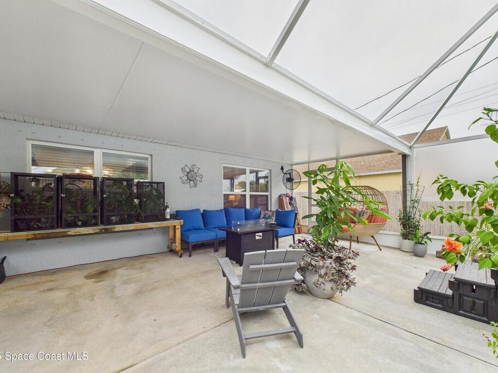 8325 105th Court, Vero Beach, FL 32967