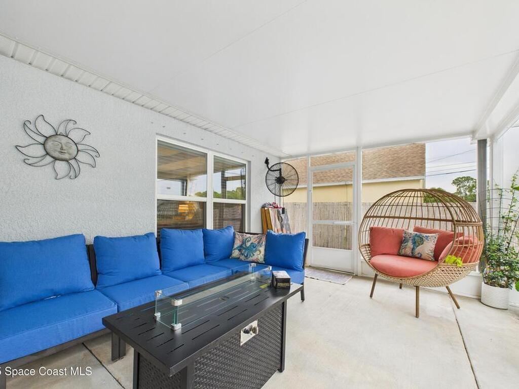 8325 105th Court, Vero Beach, FL 32967