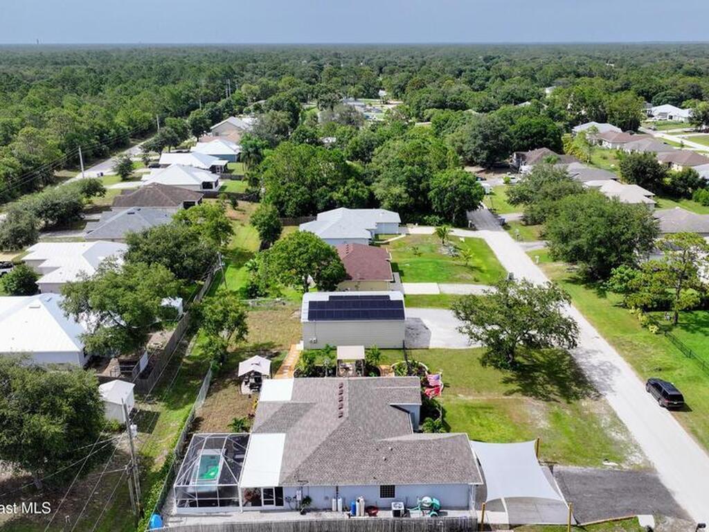 8325 105th Court, Vero Beach, FL 32967