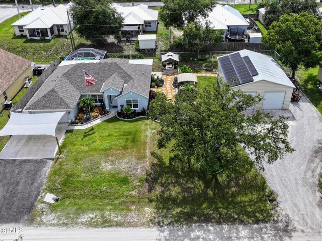 8325 105th Court, Vero Beach, FL 32967