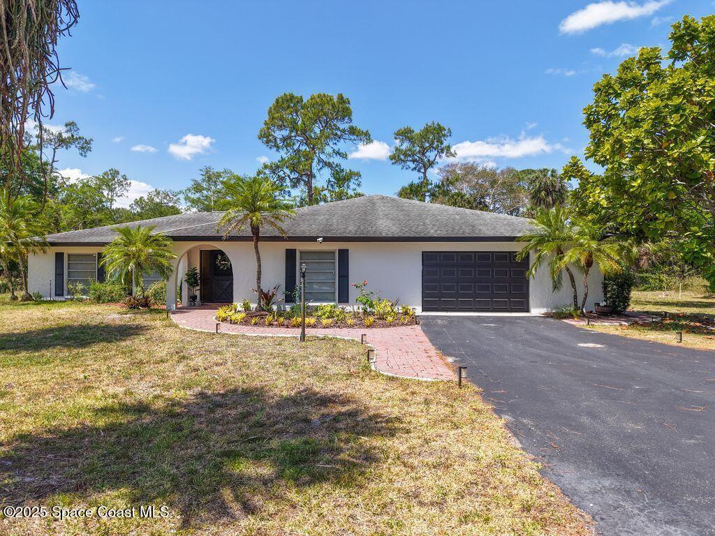 525 15th Street, Naples, FL 33114