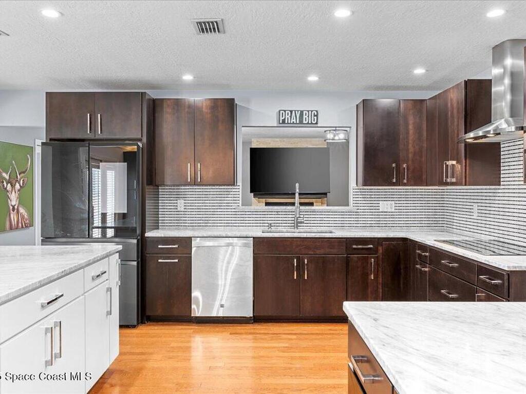 626 Sugarwood Way, Suntree, FL 32940