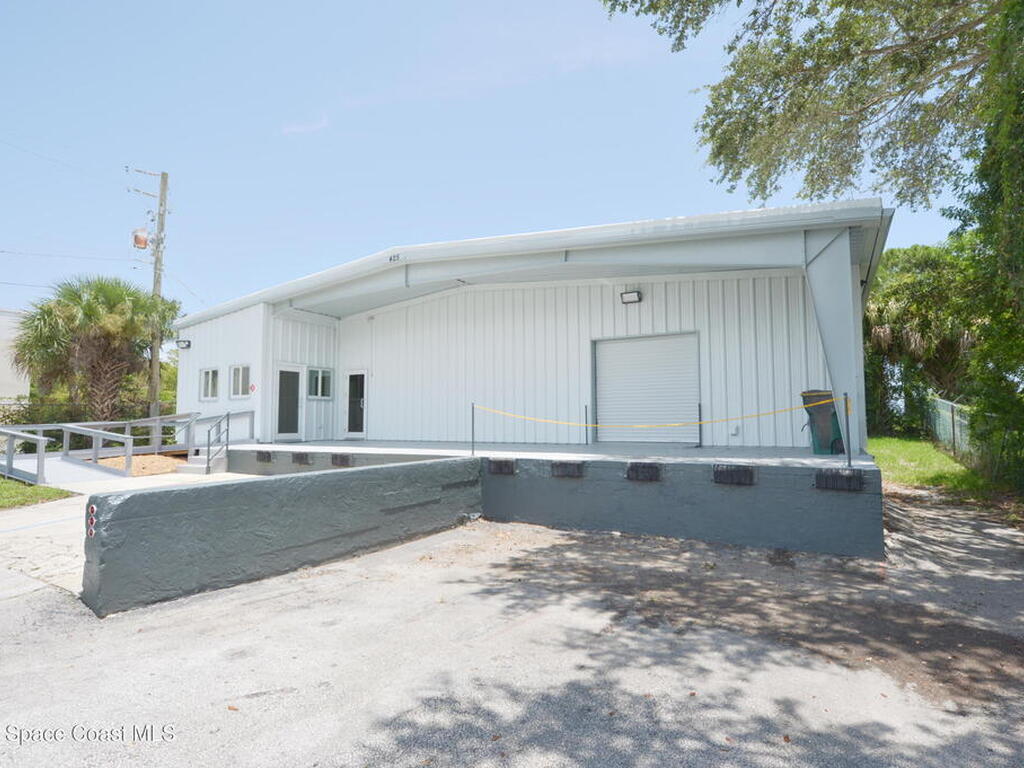 425 S Wickham Road, West Melbourne, FL 32904