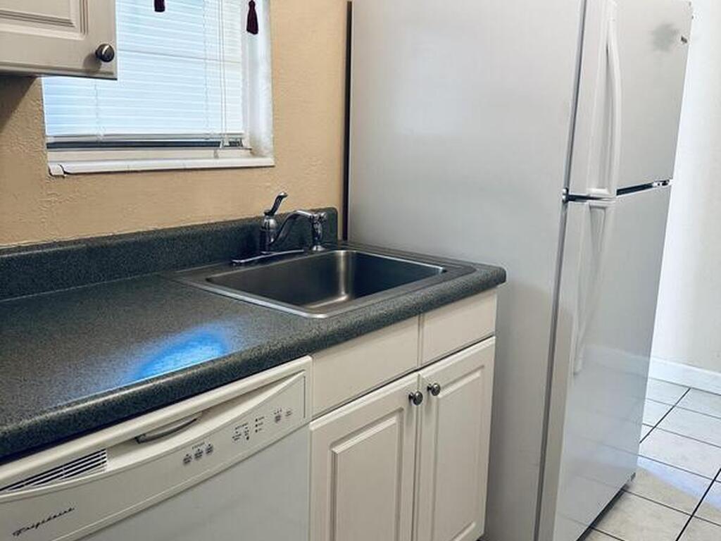 350 Taylor Avenue, Cape Canaveral, FL 32920