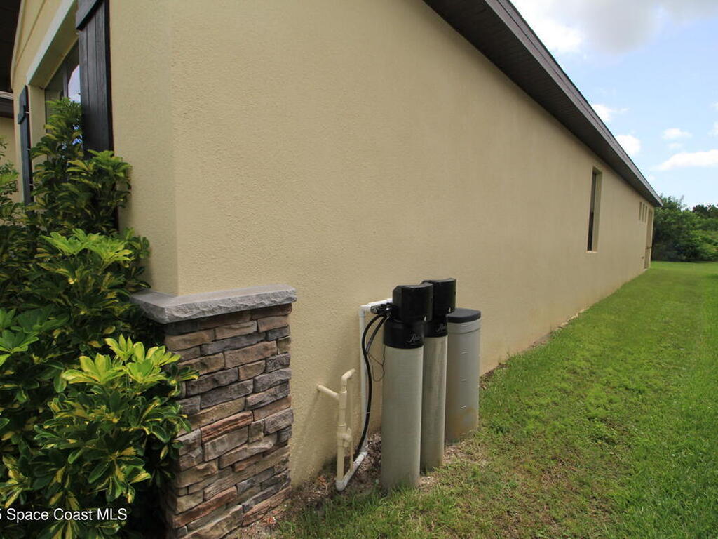 947 Remington Green Drive, Palm Bay, FL 32909